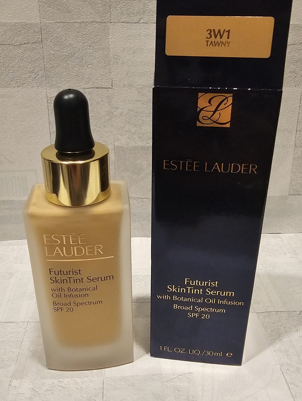 3W1 Tawny Estee Lauder Futurist Skin Tint Serum SPF 20